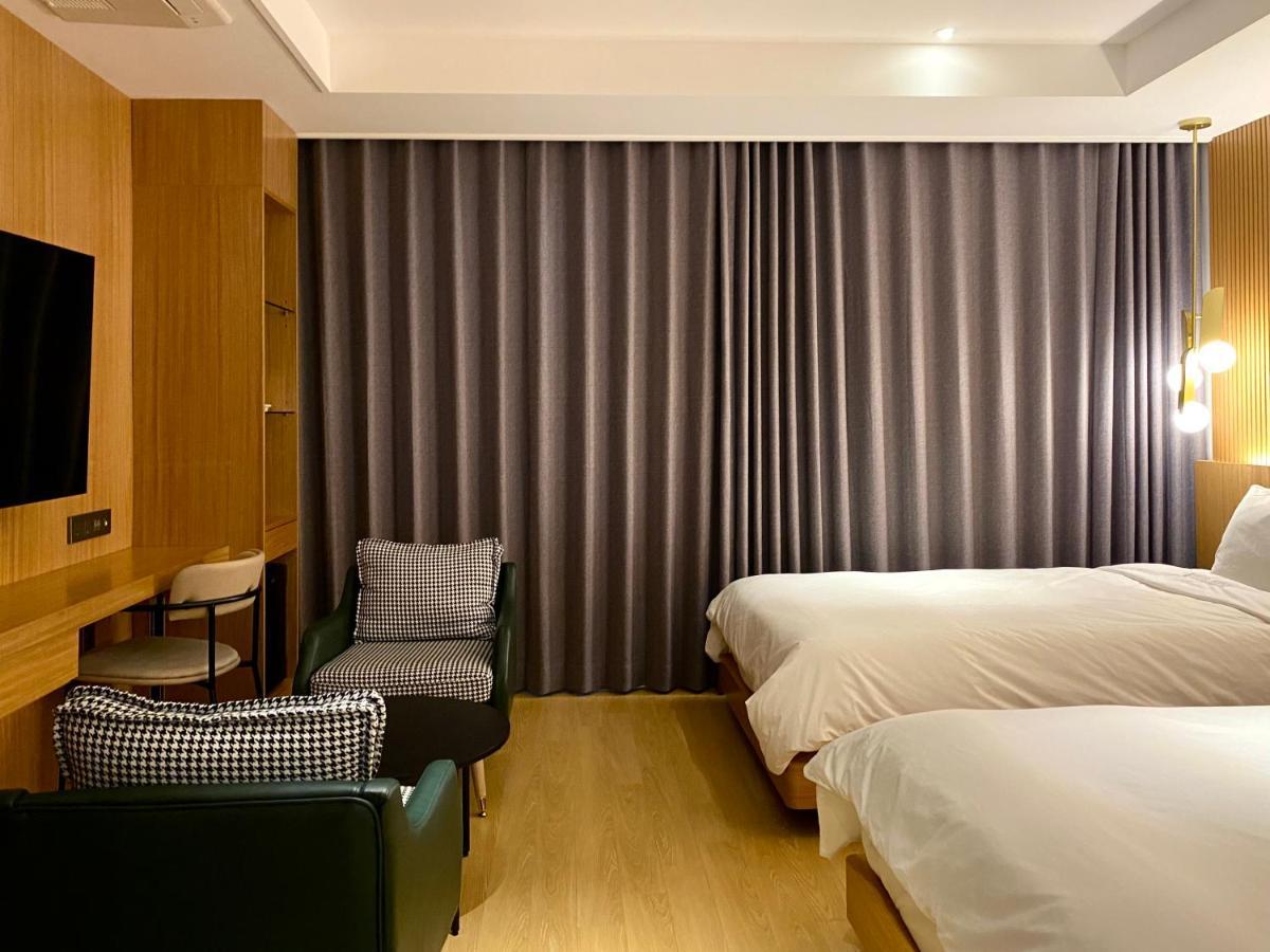 Hotel Avenue Changwon Dış mekan fotoğraf