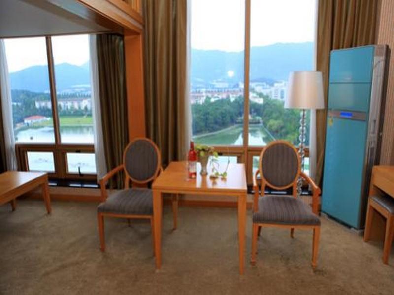 Hotel Avenue Changwon Dış mekan fotoğraf